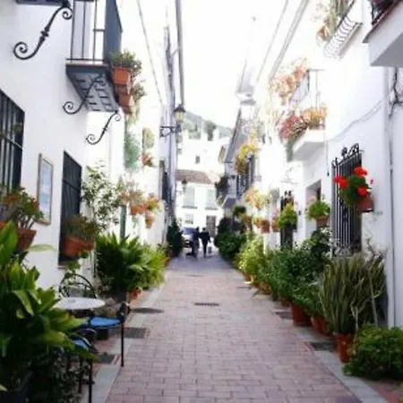 Bed & Breakfast With Sea And Mountain Views En Piso Compartido 1 O 2 Personas *