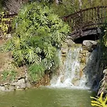 Bed & Breakfast With Sea And Mountain Views En Piso Compartido 1 O 2 Personas *