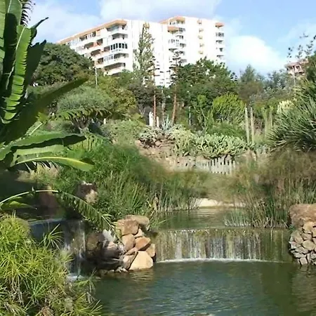 Sea And Mountain View Room With Pool- Habitacion Piso Compartido Para 1 Persona Benalmádena